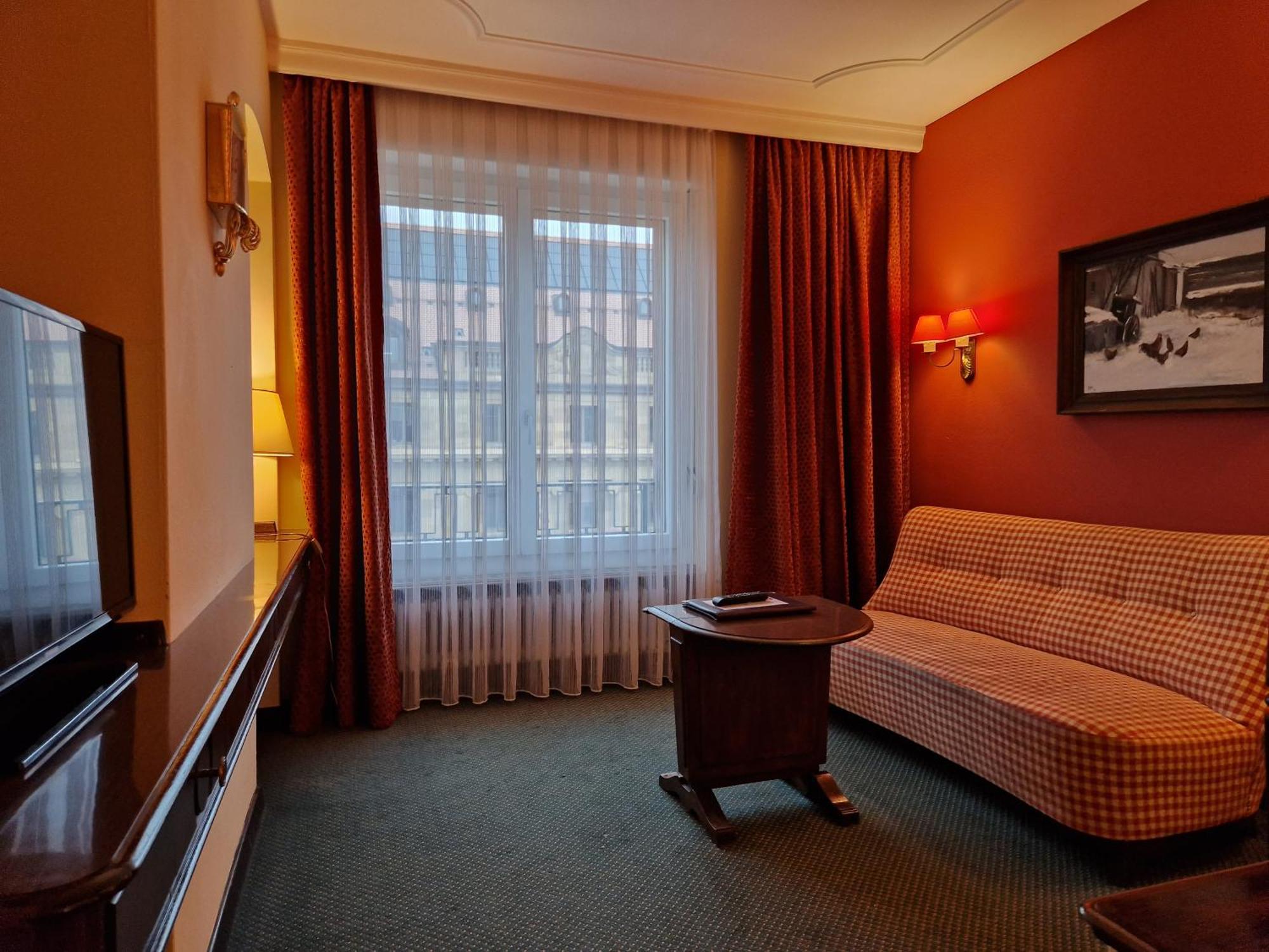 Hotel Athmos La Chaux De Fonds Esterno foto